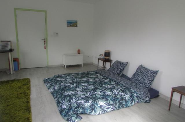 Chambre 20M2 Avec Salle De Bain Privee Dans Maison En Bois 拉沃尔 外观 照片