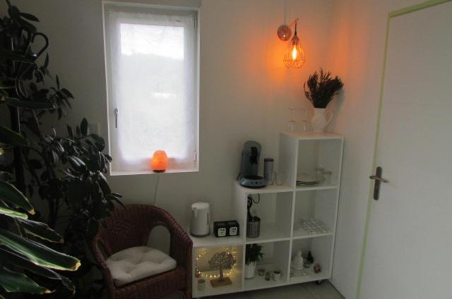 Chambre 20M2 Avec Salle De Bain Privee Dans Maison En Bois 拉沃尔 外观 照片